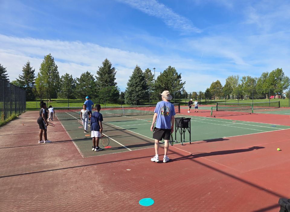 Summer Kids Tennis clinic in Denver